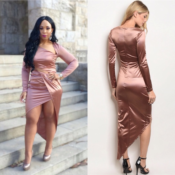 Shop 17 Dresses & Skirts - Last chance going to donation